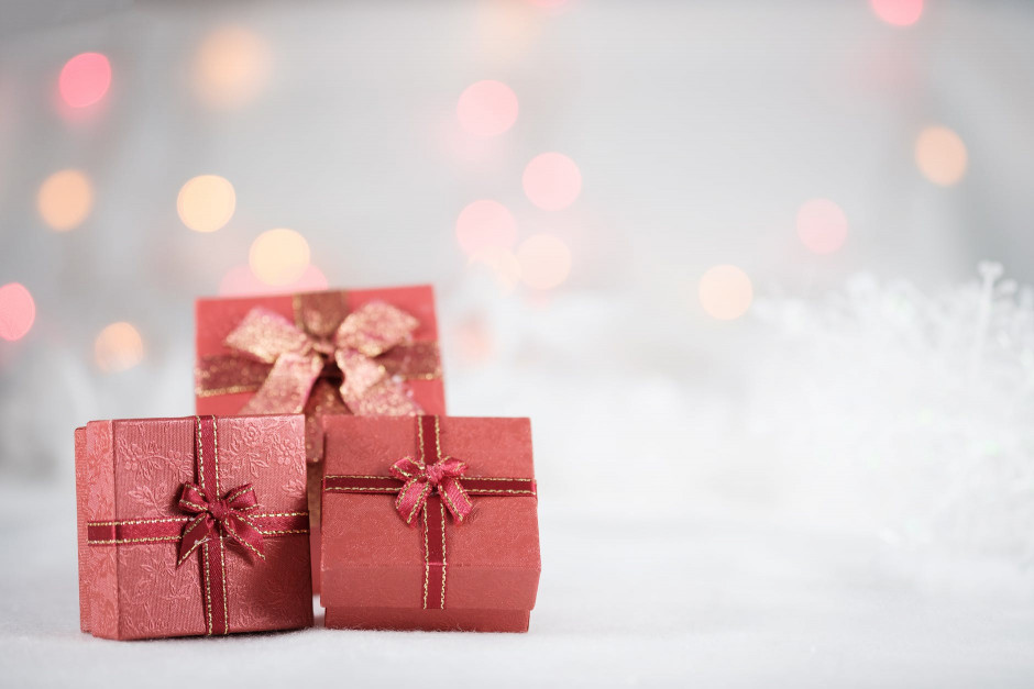 Diwali Gift for Employees from The Government Diwali Gift for Employees from The Government